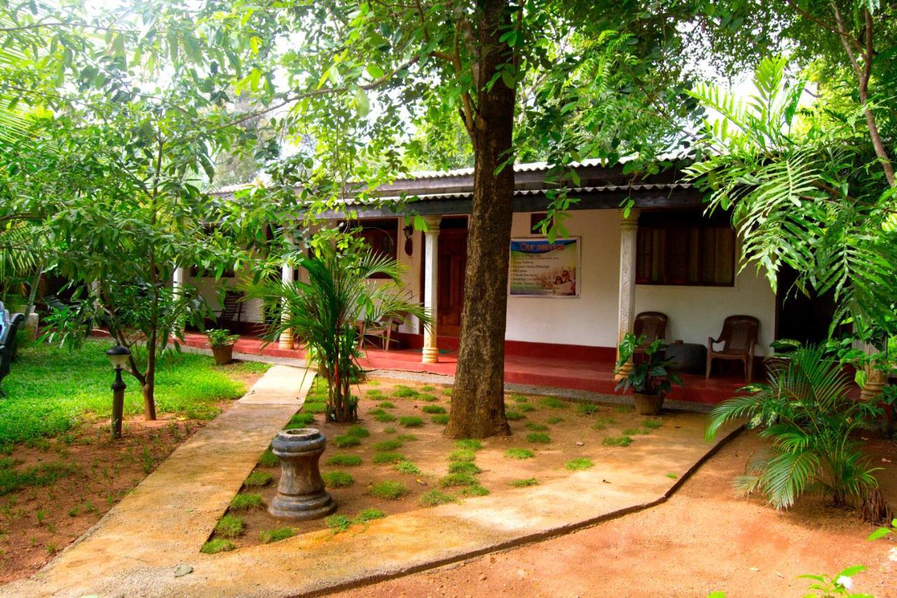 Hotel Samanala סיגירייה מראה חיצוני תמונה