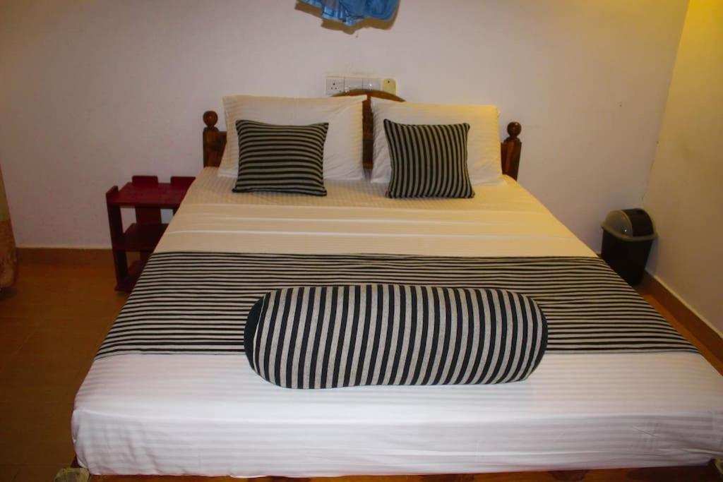 Hotel Samanala סיגירייה מראה חיצוני תמונה